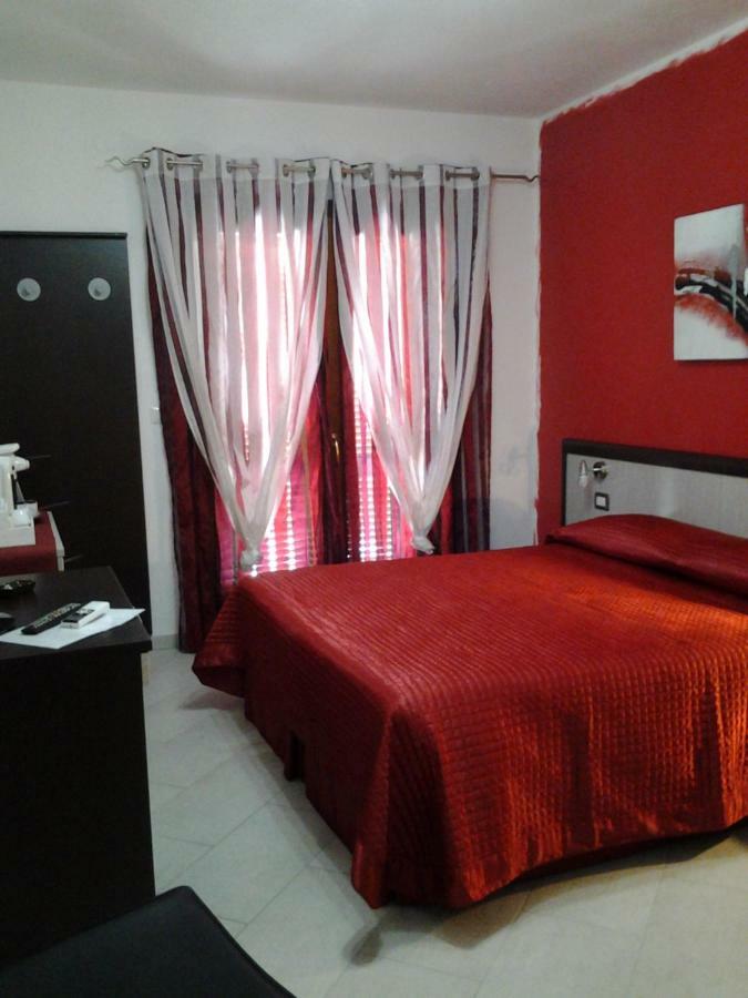 La Rosa Affittacamere La Caletta Exterior foto